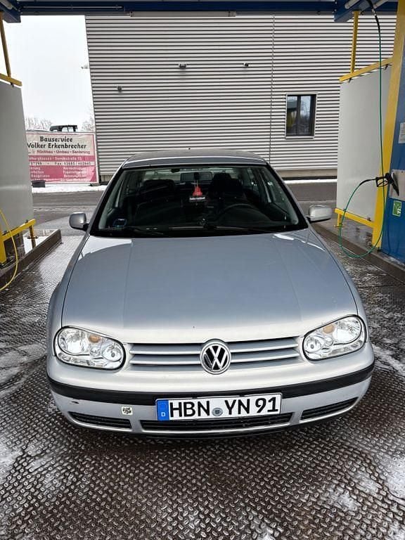 Silber Gebraucht 1998 VW Golf IV | 1.390 € (Fairer Preis) - Bild 1/4