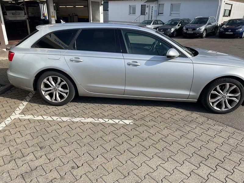 Gebraucht Audi A6 Ambiente 204 PS (150 kW) 2012 Silber Kombi