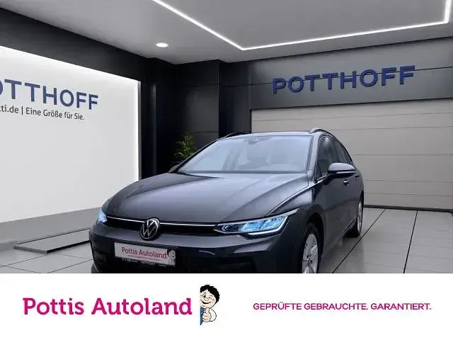 Gebraucht VW Golf VIII Life 116 PS (85 kW) 2025 Kombi