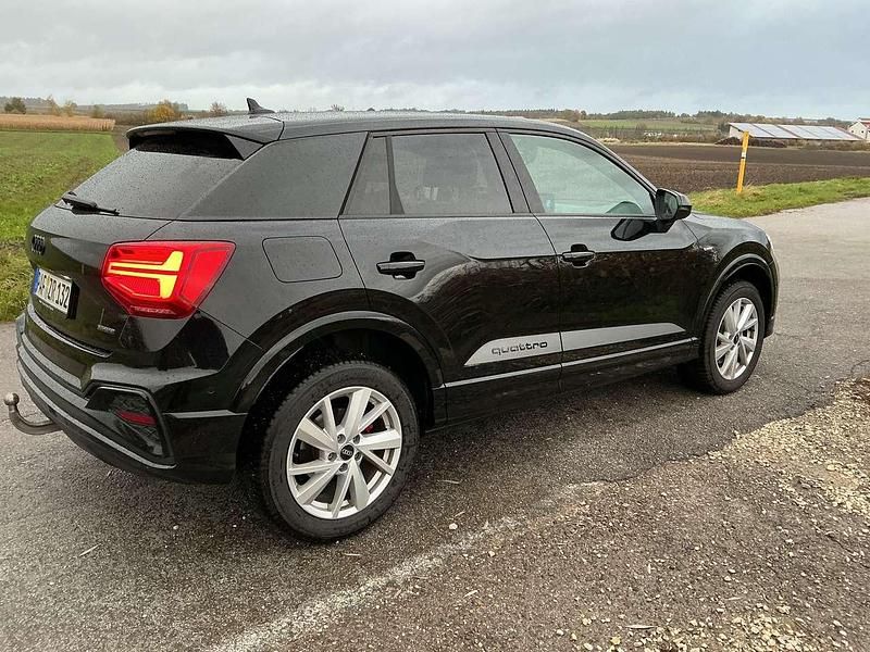Gebraucht Audi Q2 S-Line 190 PS (139 kW) 2024 Schwarz SUV