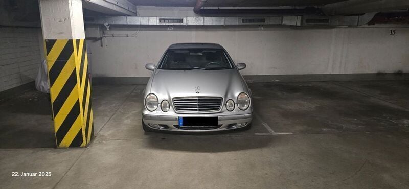 Silber Gebraucht 1999 Mercedes CLK230 Elegance Coupé | 2.250 € - Bild 1/4