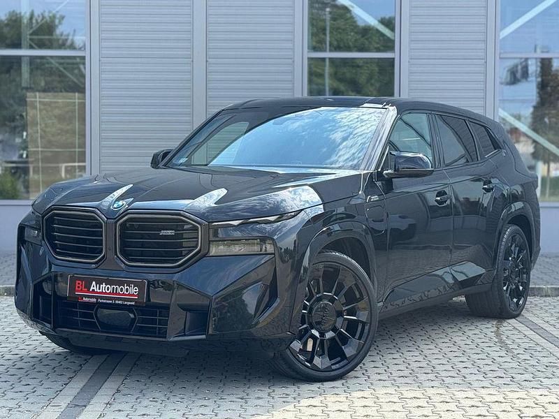 Schwarz Gebraucht 2025 BMW XM Performance SUV | 106.990 € (Fairer Preis) - Bild 1/4