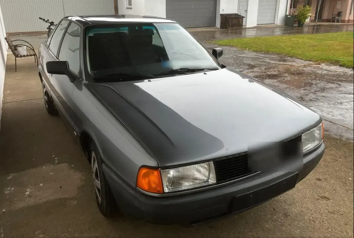 Gebraucht Audi 80 Basis 69 PS (50 kW) 1990 Grau Limousine