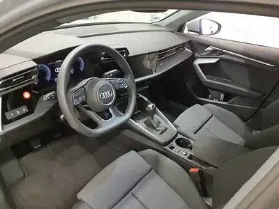 Gebraucht Audi A3 Advanced 116 PS (85 kW) 2025 Pfeilgrau perleffekt (metallic) Limousine