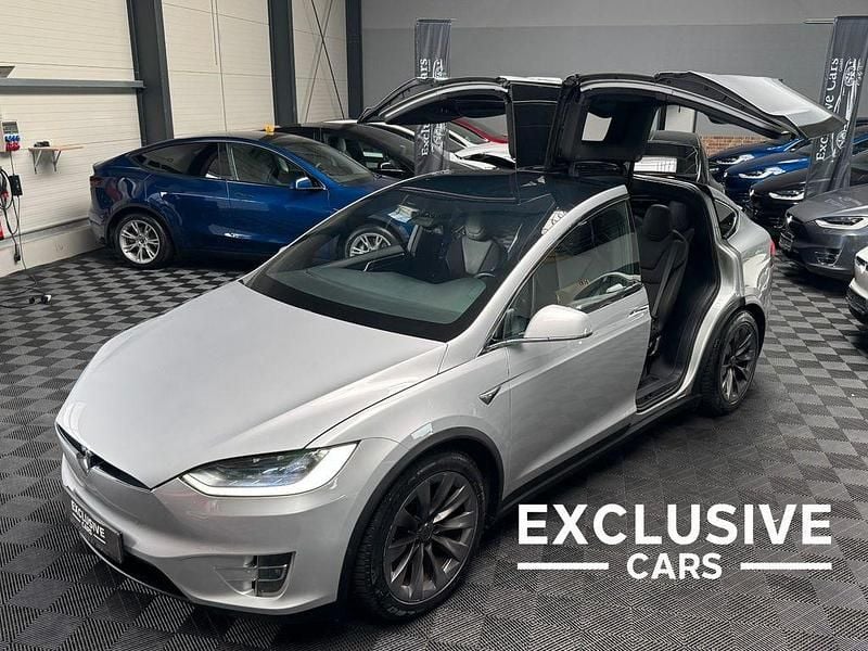 Silber Gebraucht 2018 Tesla Model X SUV | 28.500 € (Guter Preis) - Bild 1/4
