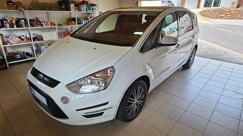 Gebraucht Ford S-MAX Titanium 200 PS (147 kW) 2011 Weiß Van / Kleinbus