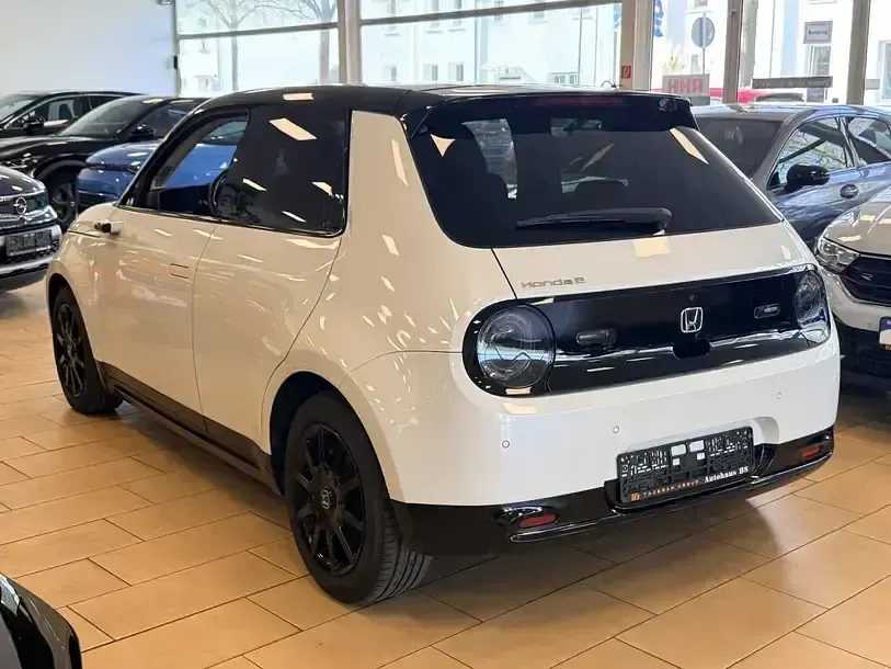 Käytetty Honda e 100 kW (136 HP) 2024 Valkoinen Viistoperä
