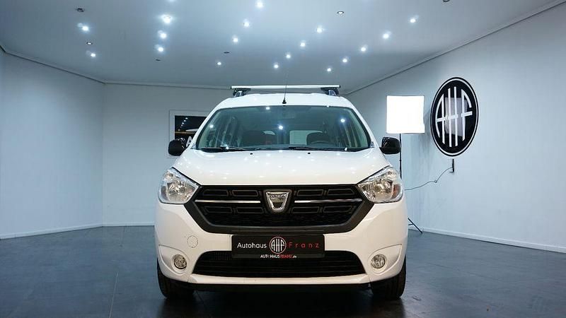 Gebraucht Dacia Dokker Comfort 102 PS (75 kW) 2020 Weiß Van / Kleinbus
