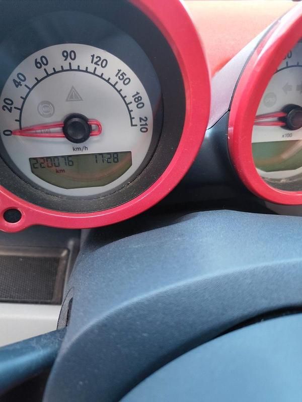 Gebraucht Smart ForFour Passion 75 PS (55 kW) 2004 Silber Kleinwagen