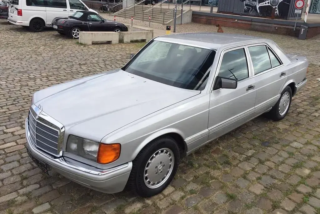 Gebraucht Mercedes 300 SE 180 PS (132 kW) 1986 Silber Limousine