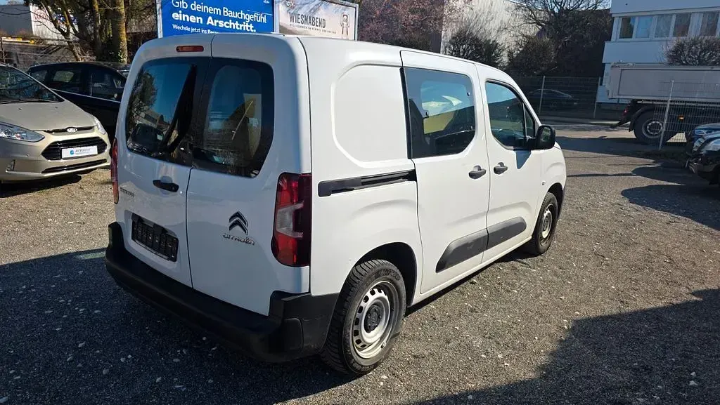 Gebraucht Citroën Berlingo 110 PS (80 kW) 2023 Weiß Van / Kleinbus