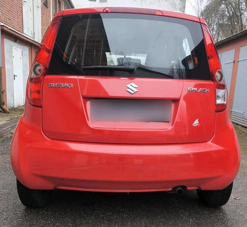 Gebraucht Suzuki Splash 65 PS (47 kW) 2010 Rot Kleinwagen