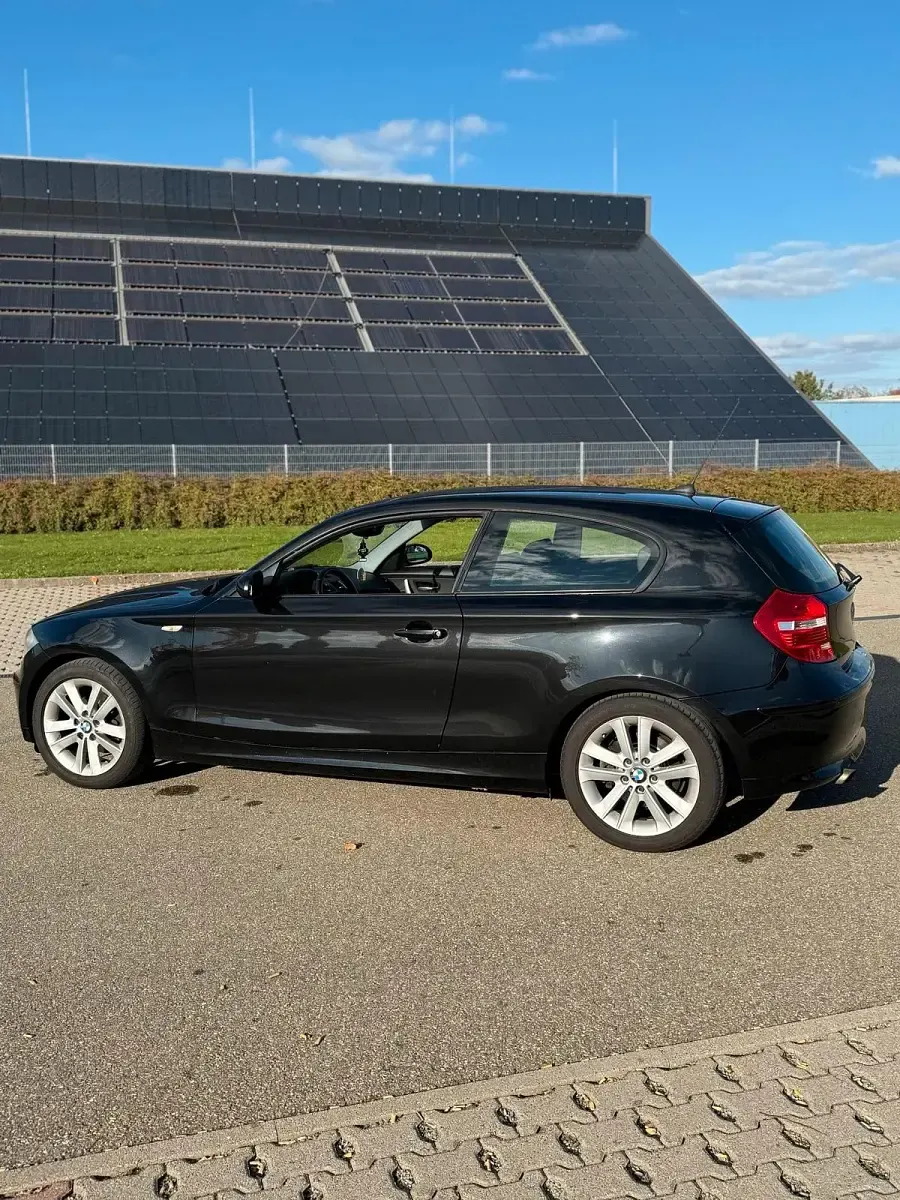 Gebraucht BMW 118 Coupé 143 PS (105 kW) 2008 Schwarz Coupé