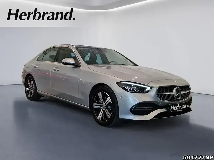 Gebraucht Mercedes C180 Avantgarde 360 PS (264 kW) 2024 Metalliclack hightechsilber Limousine