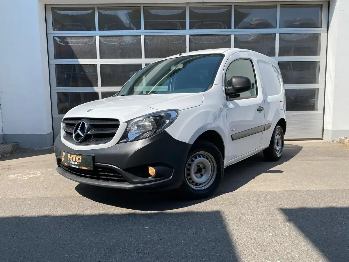 Gebraucht Mercedes Citan 109 90 PS (66 kW) 2017 Weiß Van / Kleinbus