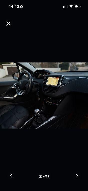 Gebraucht Peugeot 2008 Allure 131 PS (96 kW) 2016 Weiß SUV