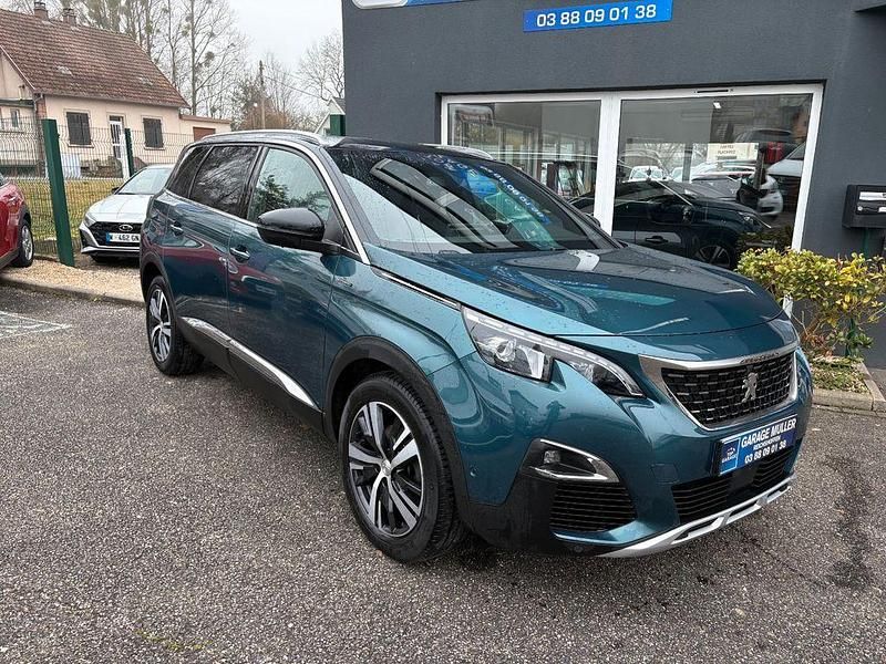 Grün Gebraucht 2019 Peugeot 5008 GT-line SUV | 21.990 € (Guter Preis) - Bild 1/4