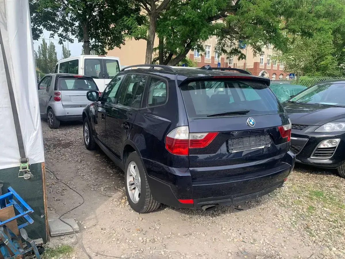 Gebraucht BMW X3 177 PS (130 kW) 2010 Monacoblau metallic SUV