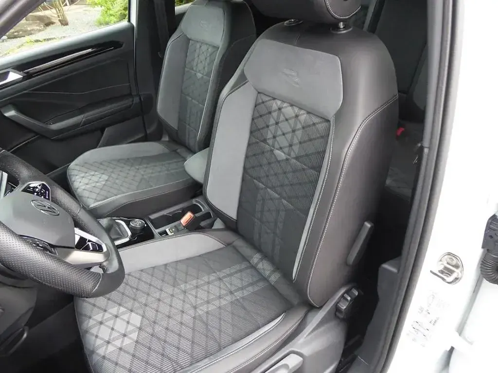 Gebraucht VW T-Roc R-line 190 PS (139 kW) 2023 Weiß SUV
