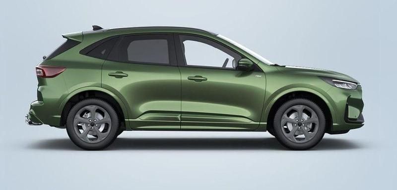 Neu Ford Kuga ST-Line 185 PS (136 kW) 2026 Grün SUV