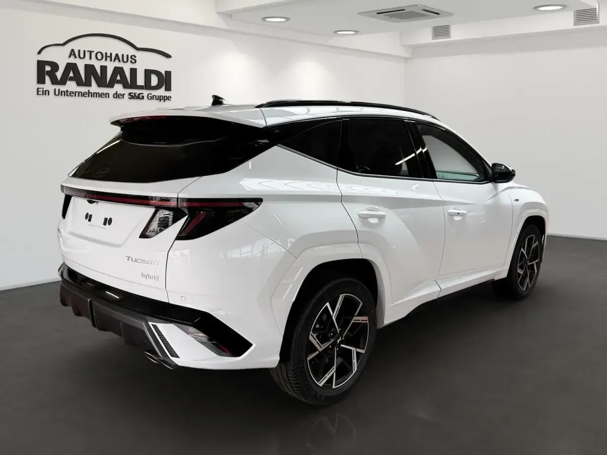 Neu Hyundai Tucson N Line 239 PS (175 kW) 2025 Weiss SUV