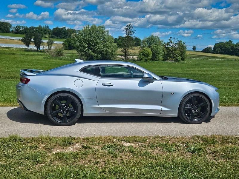 Gebraucht Chevrolet Camaro 453 PS (333 kW) 2017 Silber Coupé