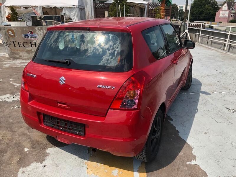 Gebraucht Suzuki Swift GLX 92 PS (67 kW) 2008 Rot Kleinwagen