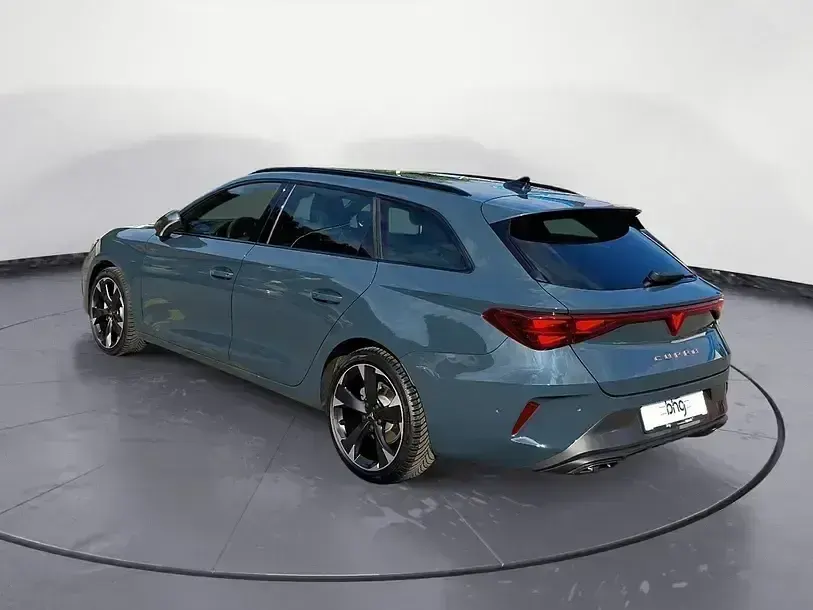 Gebraucht Cupra Leon 150 PS (110 kW) 2025 Blau Limousine