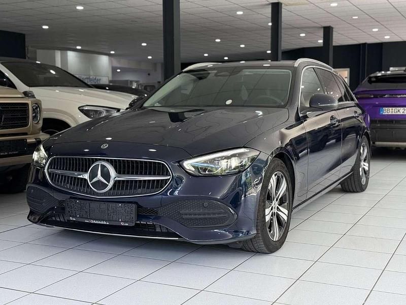 Cavansitblau metalliclack Gebraucht 2022 Mercedes C200 Avantgarde Kombi | 29.990 € (Fairer Preis) - Bild 1/4