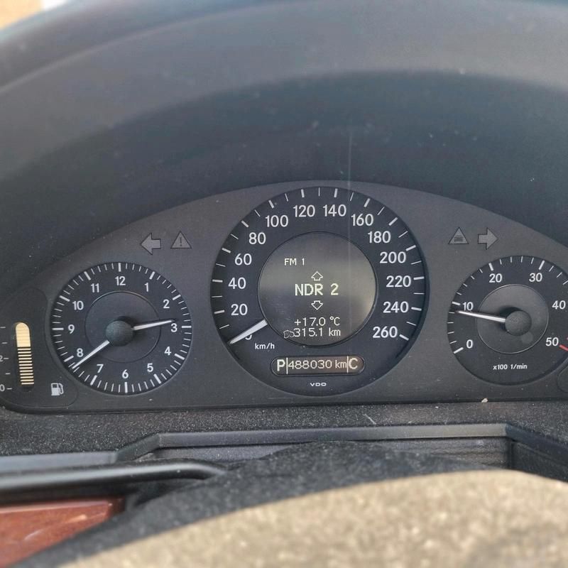 Gebraucht Mercedes E220 170 PS (125 kW) 2007 Schwarz Kombi