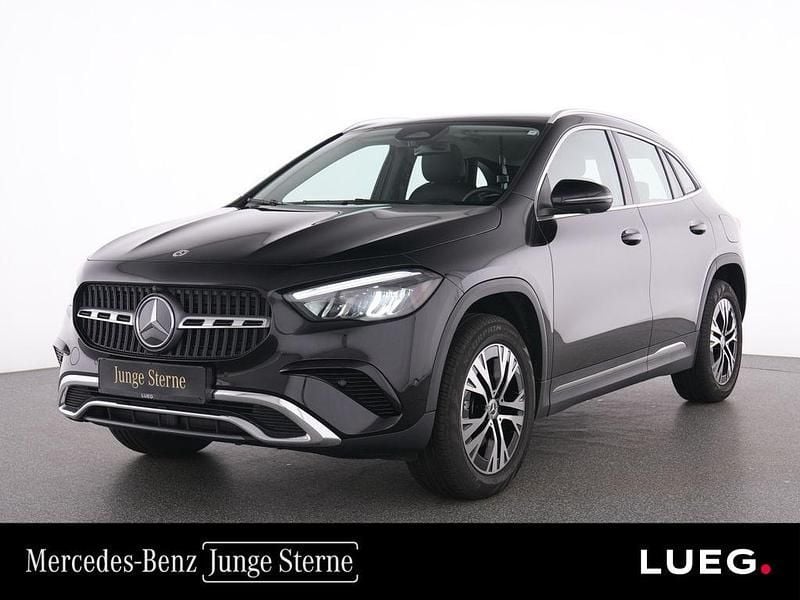 Gebraucht Mercedes GLA200 Progressive 150 PS (110 kW) 2025 Schwarz SUV