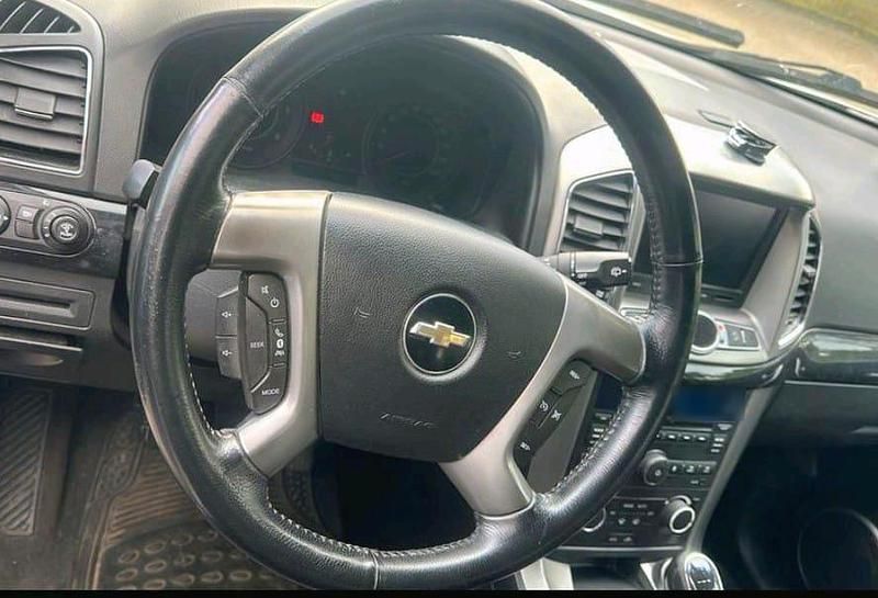 Gebraucht Chevrolet Captiva 163 PS (119 kW) 2012 Weiß SUV