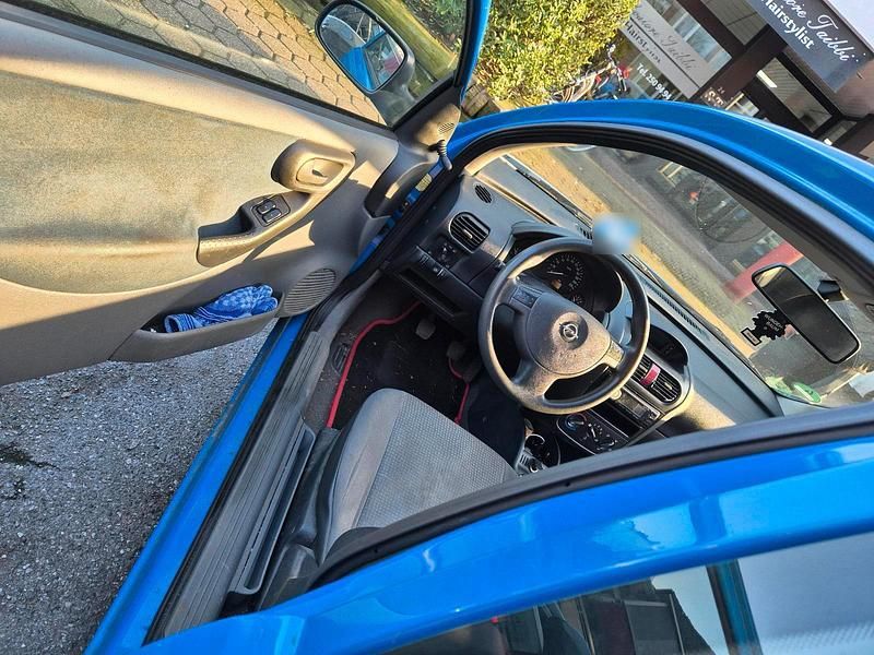 Gebraucht Opel Corsa 70 PS (51 kW) 2002 Blau Kleinwagen