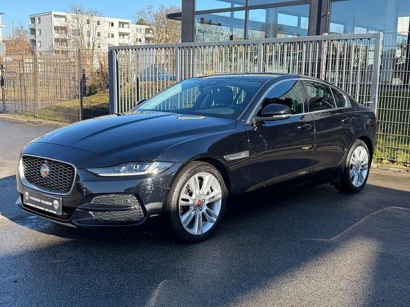 Gebraucht Jaguar XE SE 250 PS (183 kW) 2020 Schwarz Limousine