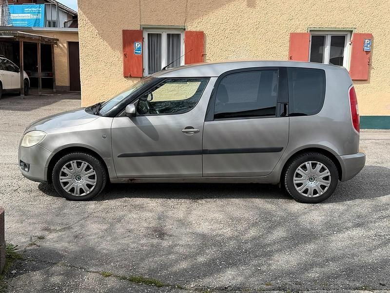 Gebraucht Skoda Roomster 105 PS (77 kW) 2007 Grau Van / Kleinbus