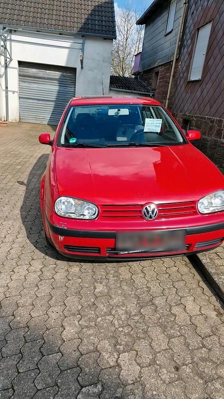 Gebraucht VW Golf IV 102 PS (75 kW) 2001 Rot Limousine