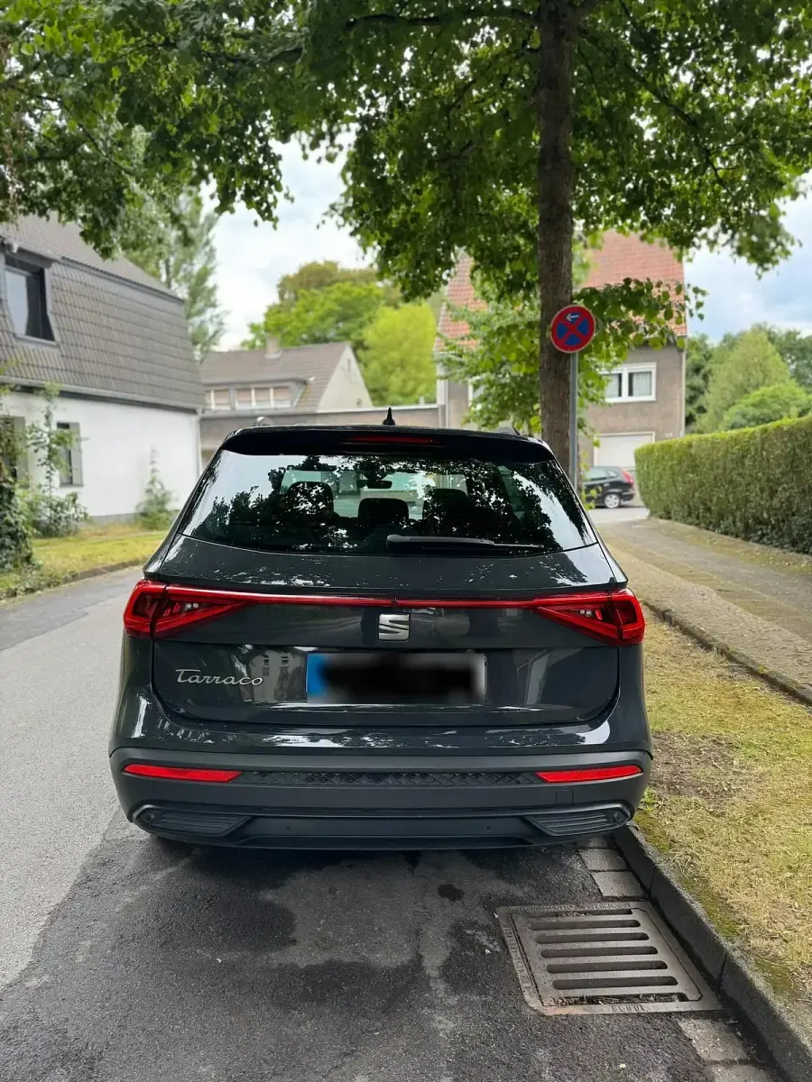 Gebraucht Seat Tarraco 150 PS (110 kW) 2022 Grau SUV