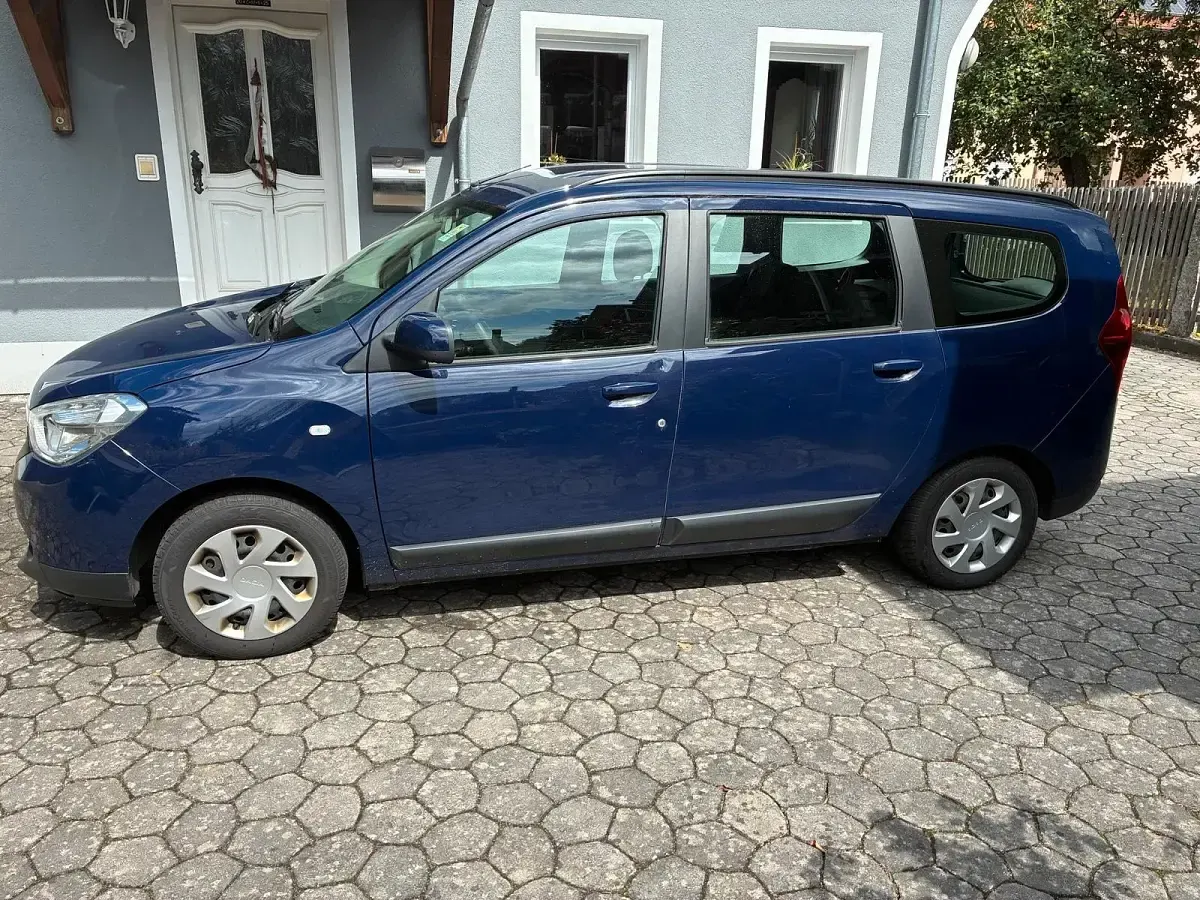 Gebraucht Dacia Lodgy Stepway 116 PS (85 kW) 2016 Blau Van / Kleinbus