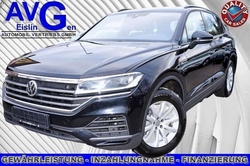 Deep black perleffekt Gebraucht 2018 VW Touareg SUV | 42.500 € - Bild 1/4