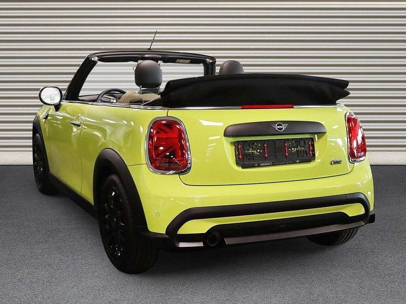 Gebraucht Mini ONE 102 PS (75 kW) 2022 Zesty yellow uni Kleinwagen