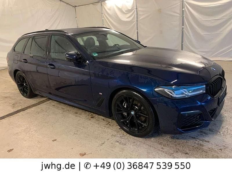 Gebraucht BMW 530 M Sport 286 PS (210 kW) 2022 Tansanitblau (metallic) Kombi