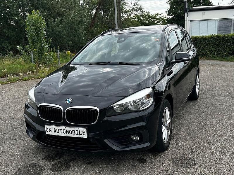 Schwarz Gebraucht 2015 BMW 218 Gran Tourer Advantage Van / Kleinbus | 5.900 € - Bild 1/4