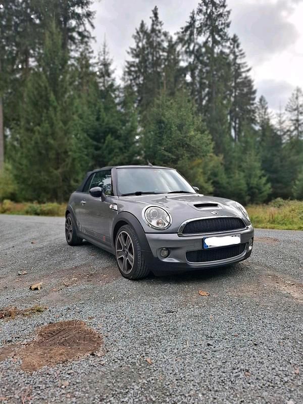 Grau Gebraucht 2009 Mini Cooper S Cabriolet Cabrio | 7.400 € (Fairer Preis) - Bild 1/4