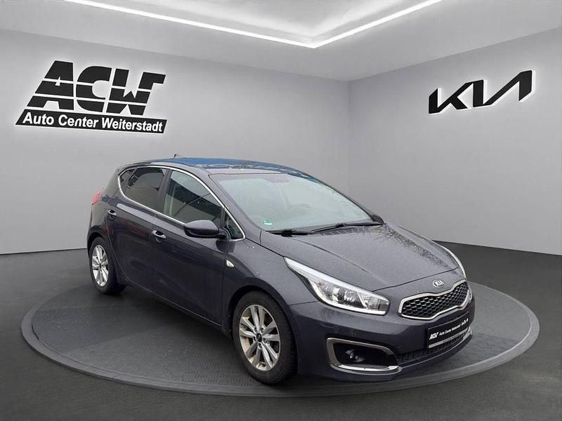 Gebraucht Kia Ceed DREAM-TEAM Edition 101 PS (74 kW) 2018 Grau Kleinwagen