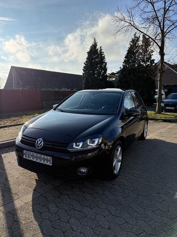 Gebraucht VW Golf VII 122 PS (89 kW) 2012 Schwarz Limousine