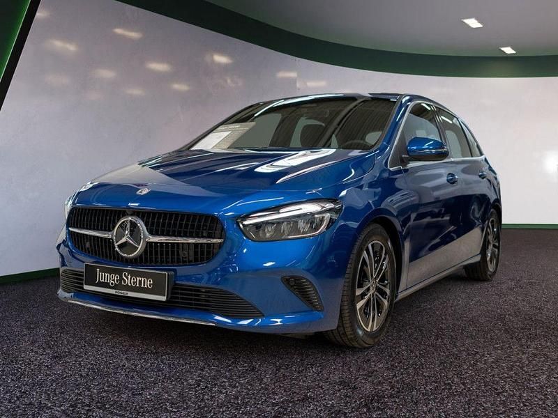 Gebraucht Mercedes B220 Advanced 190 PS (139 kW) 2025 Spektralblau Van / Kleinbus
