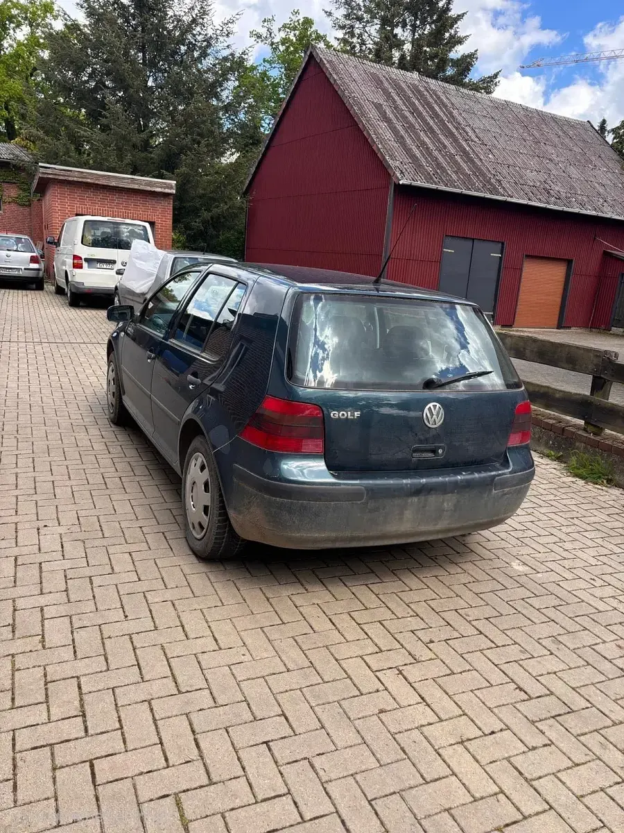 Używany VW Golf IV 75 KM (55 kW) 2006 Niebieski Kombi