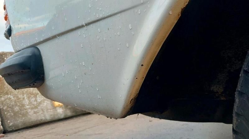 Gebraucht Mercedes 200 60 PS (44 kW) 1983 Weiß Limousine