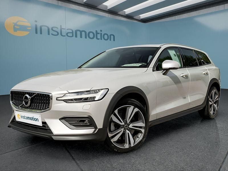 Beige Gebraucht 2021 Volvo V60 CC Kombi | 36.849 € (Fairer Preis) - Bild 1/4