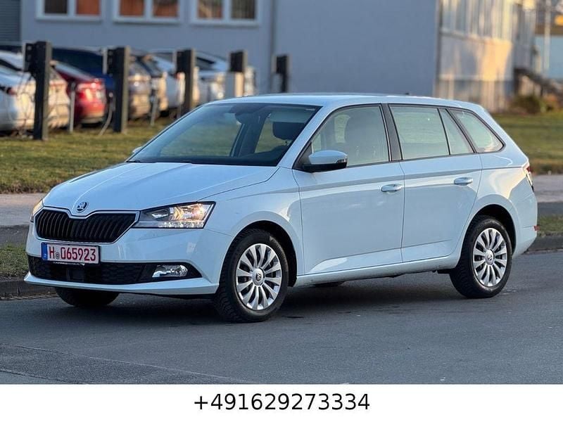 Weiß Gebraucht 2019 Skoda Fabia Ambition Kombi | 7.990 € (Guter Preis) - Bild 1/4